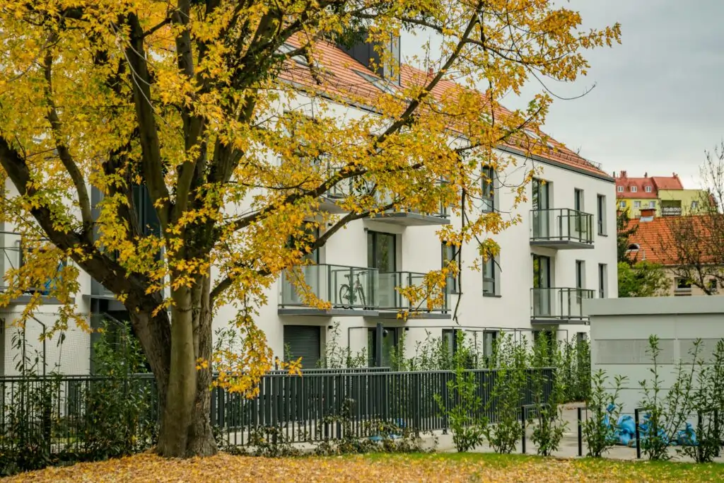 Real Estate Brokerage for High-Value Transactions